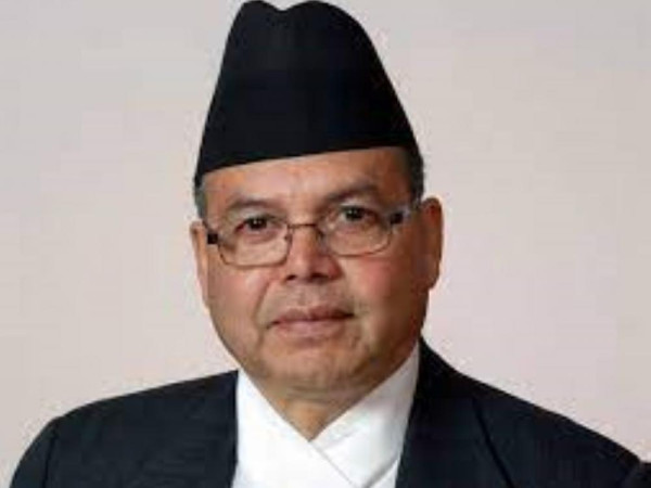 हामी सरकारका गतिविधिलाई नियाली रहेका छौः  खनाल