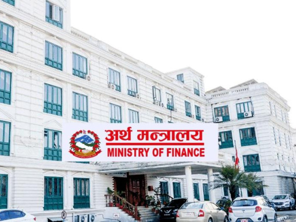अर्थ मन्त्रालयले टुक्रे आयोजना रोक्का गर्ने