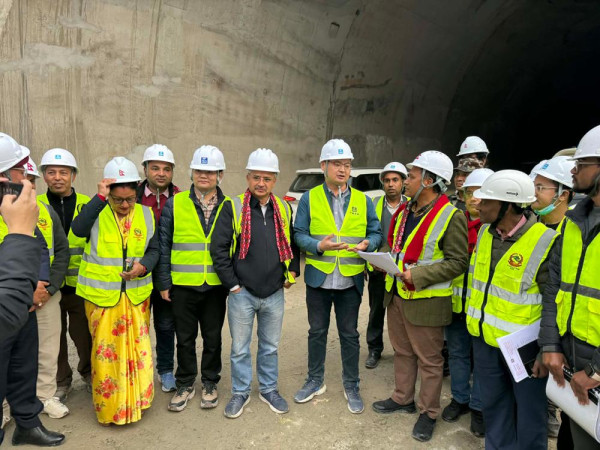 सिद्धबाबा सुरुङमार्ग निर्माणको काम ६५ प्रतिशत सम्पन्न