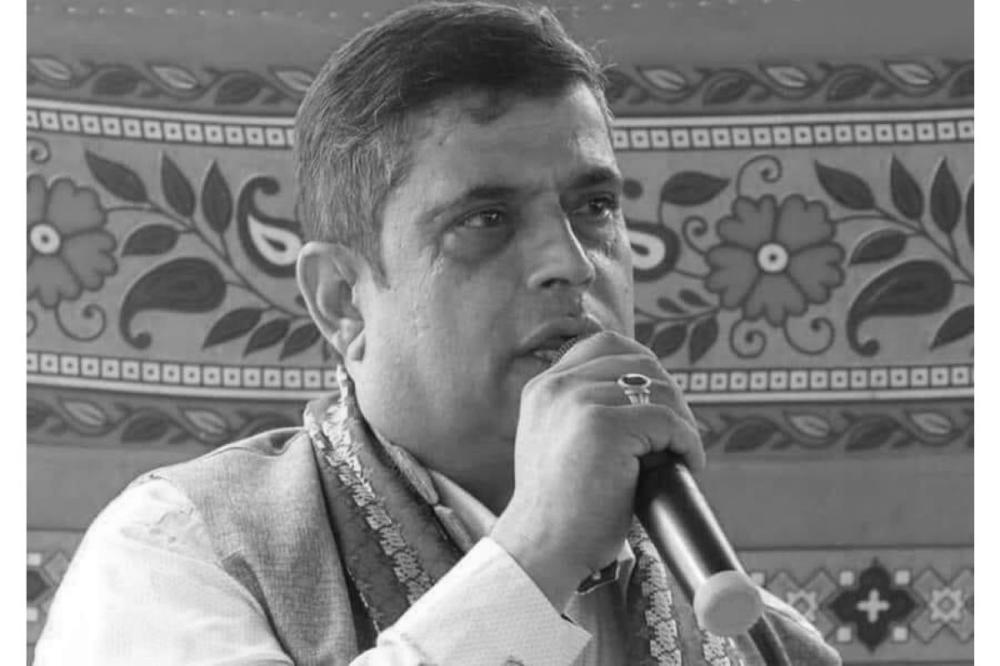 रिजालको पार्थिव शरीरलाई  पशुपतिमा अन्त्येष्टि गरिदै