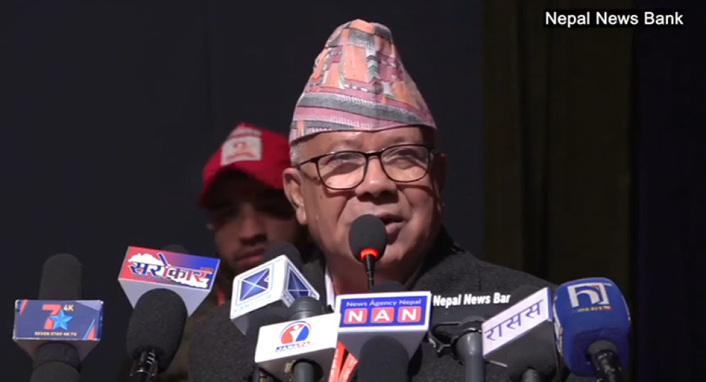 प्रतिगमनकारीहरु राजनीतिक अस्थिरता निम्त्याउन खोजिरहेका छन्  : अध्यक्ष नेपाल